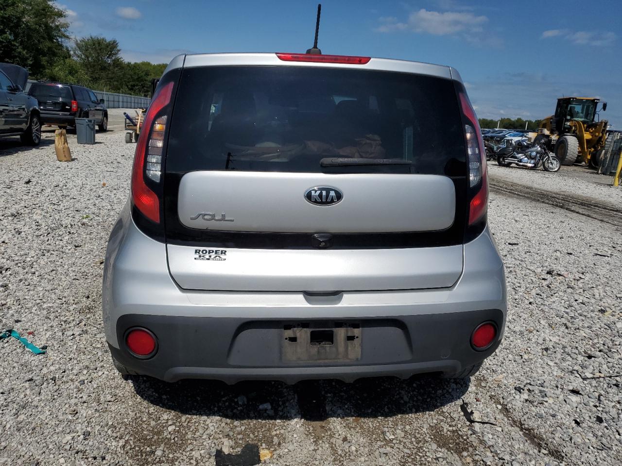 2018 Kia Soul VIN: KNDJN2A21J7581129 Lot: 81638385