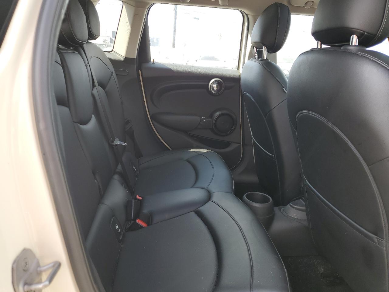 2015 Mini Cooper VIN: WMWXS5C53FT829954 Lot: 84423345