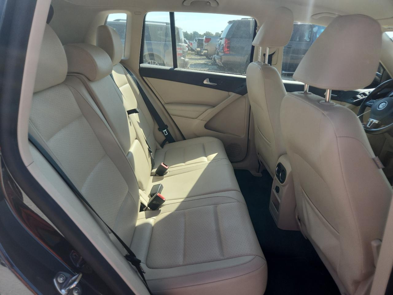 2017 Volkswagen Tiguan S VIN: WVGAV7AX6HK026320 Lot: 81366025