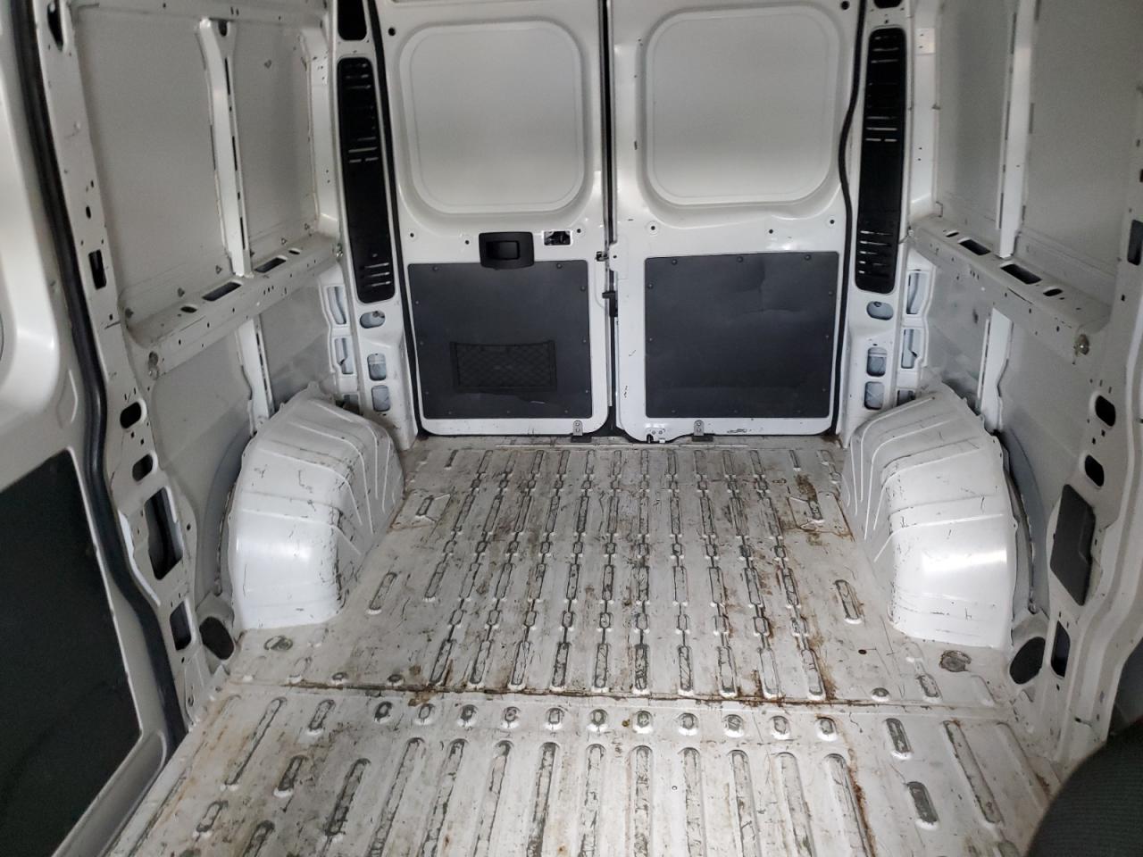 2015 Ram Promaster 1500 1500 High VIN: 3C6TRVBG3FE505242 Lot: 85183455