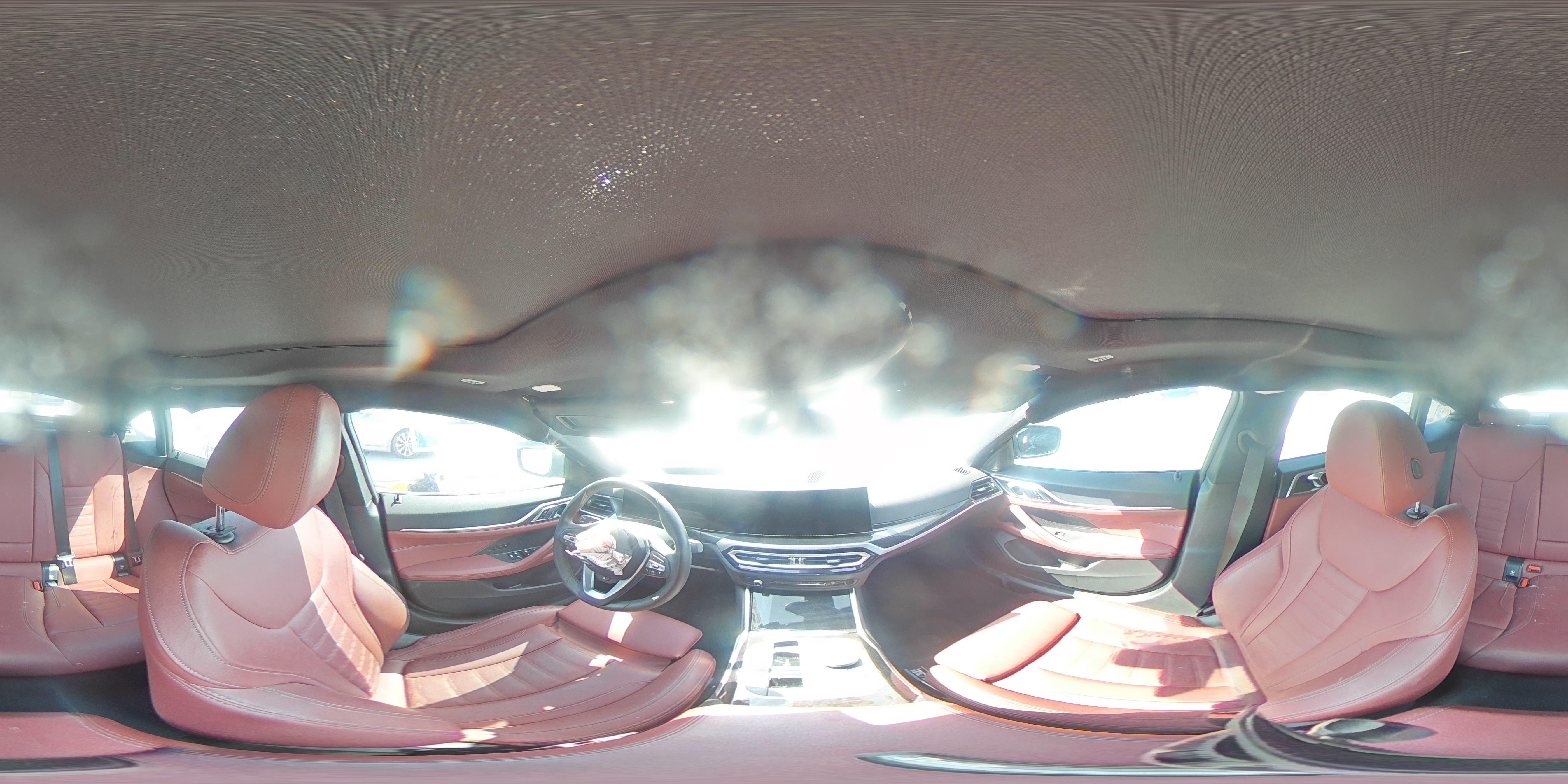 Фото: WBY43AW07PFR30926