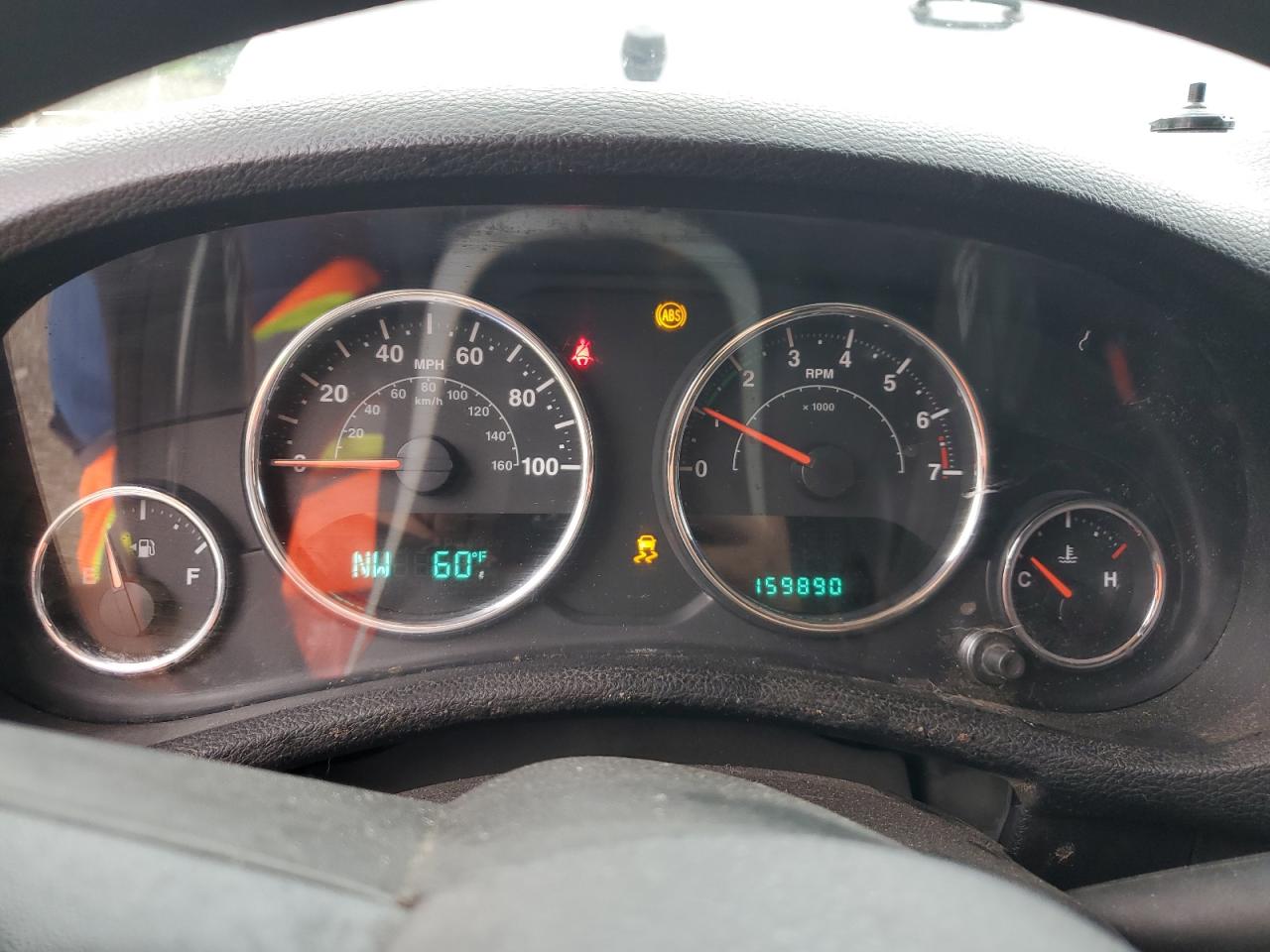 2013 Jeep Wrangler Unlimited Sport VIN: 1C4BJWDG2DL591520 Lot: 80293695