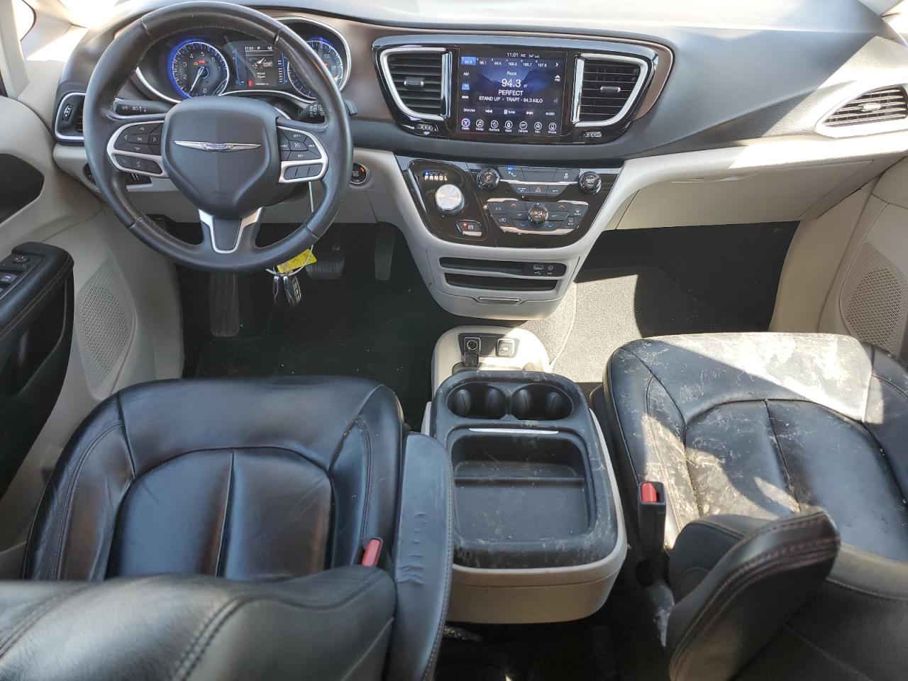 2017 Chrysler Pacifica Touring L VIN: 2C4RC1BG7HR532636 Lot: 80622035