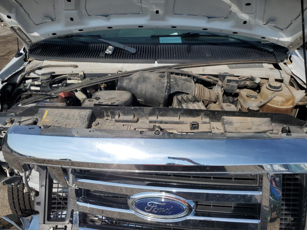 2008 Ford Econoline E350 Super Duty Wagon VIN: 1FBSS31L48DB19563 Lot: 70940095