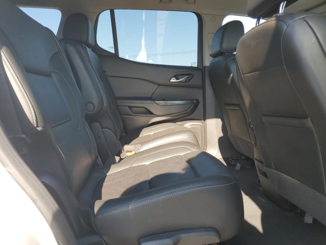 2023 GMC Acadia Slt VIN: 1GKKNML46PZ220544 Lot: 84040275