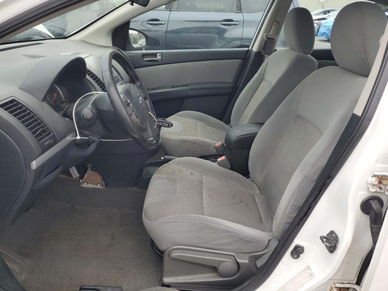 2010 Nissan Sentra 2.0 VIN: 3N1AB6AP3AL646962 Lot: 81111295
