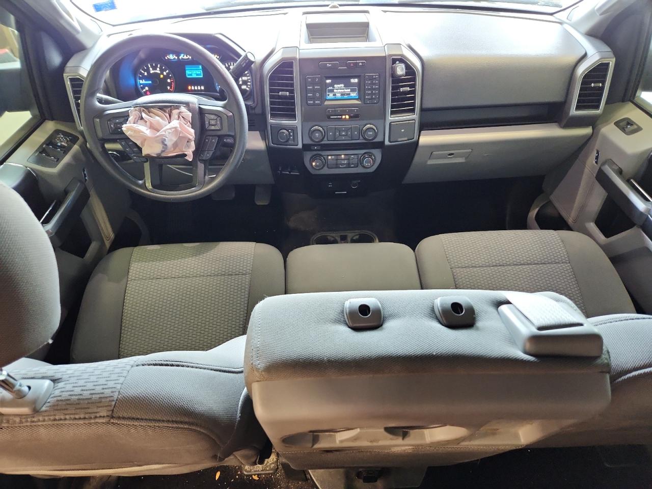 2017 Ford F150 Supercrew VIN: 1FTEW1EG3HFB37653 Lot: 70867005