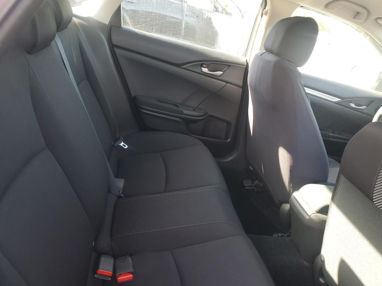 2018 Honda Civic Lx VIN: 19XFC2F52JE003913 Lot: 84708565