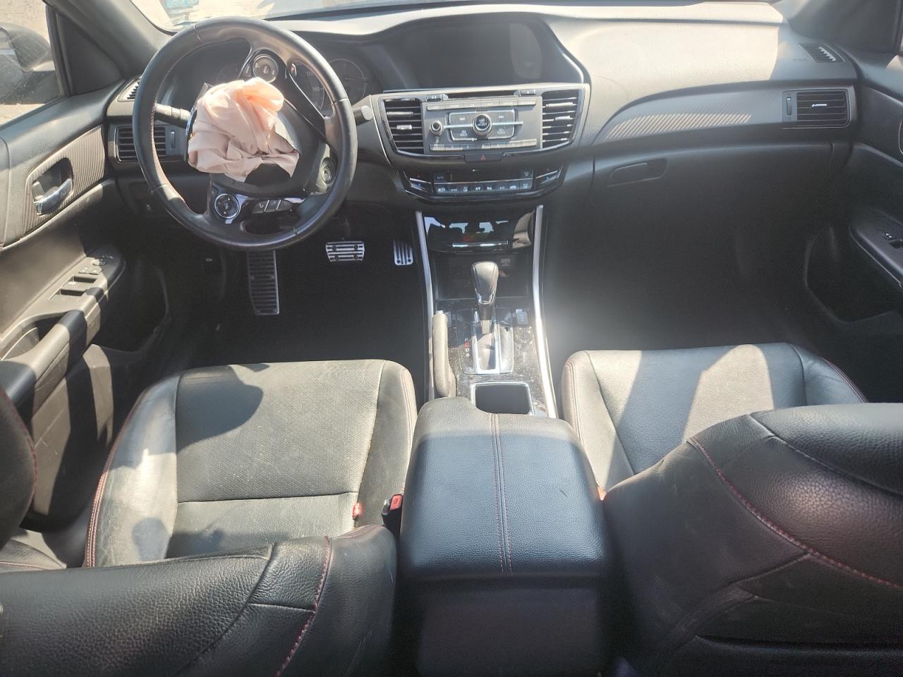 2017 Honda Accord Sport Special Edition VIN: 1HGCR2F19HA270656 Lot: 81554085