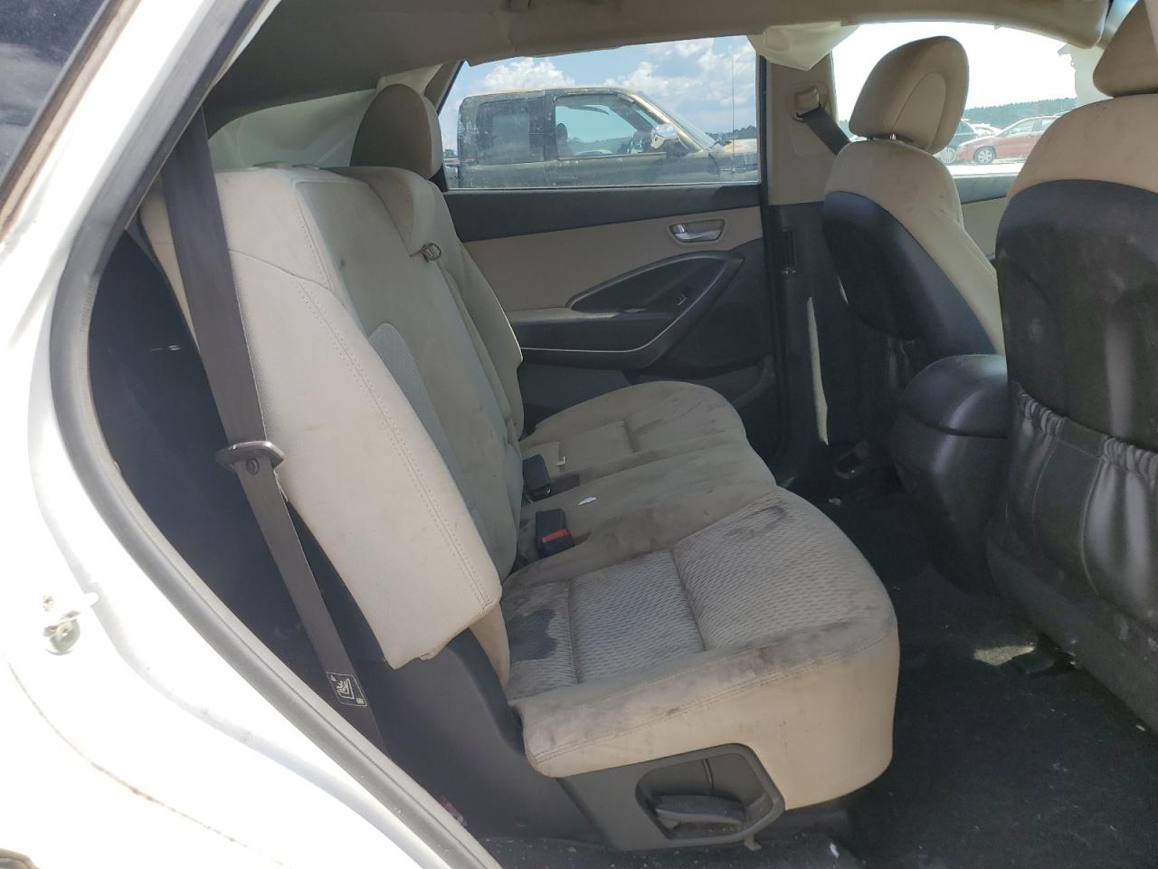 2017 Hyundai Santa Fe Se VIN: KM8SM4HF4HU169791 Lot: 80722905