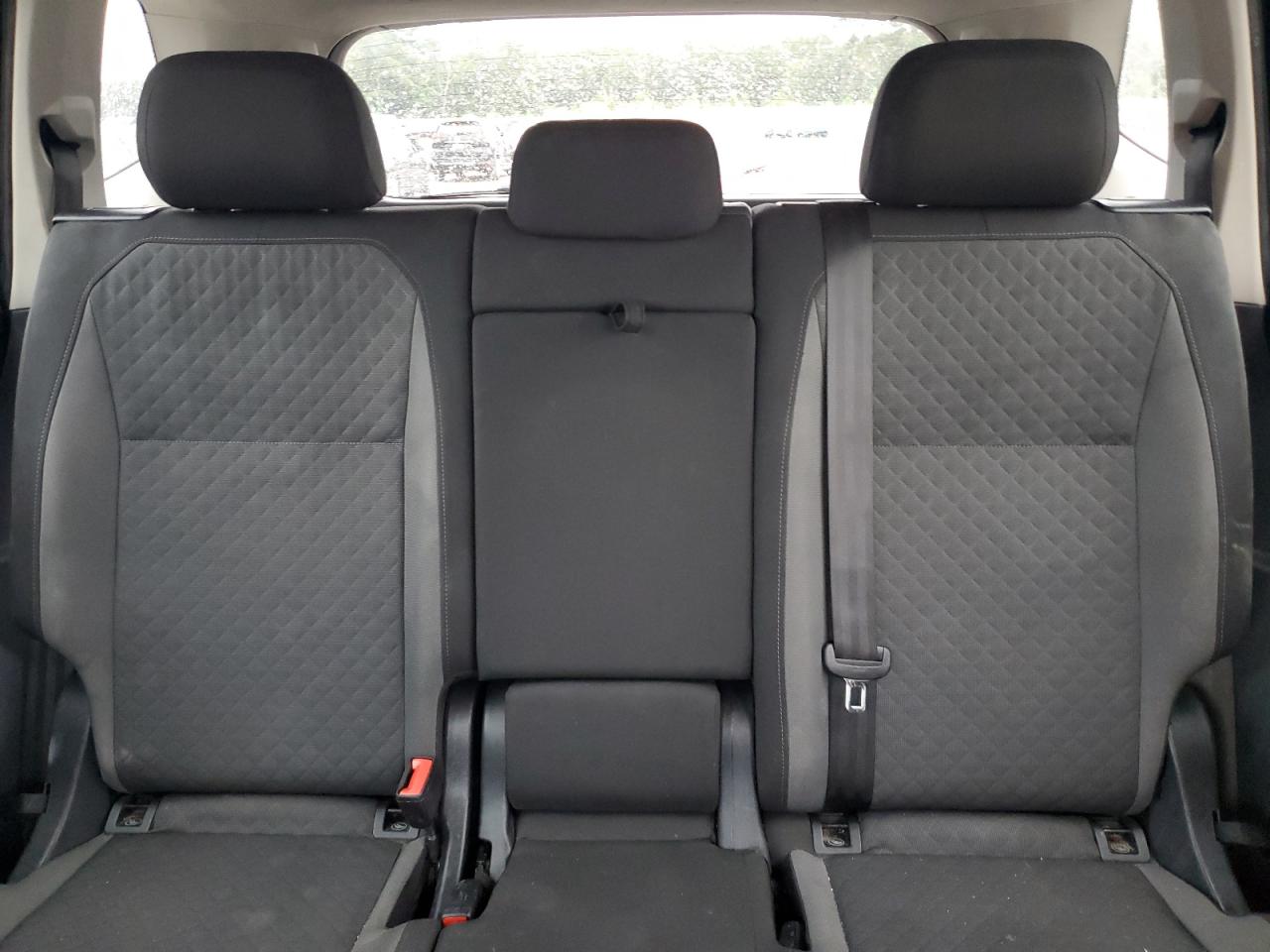 2020 Volkswagen Tiguan S VIN: 3VV1B7AX1LM080396 Lot: 81810145