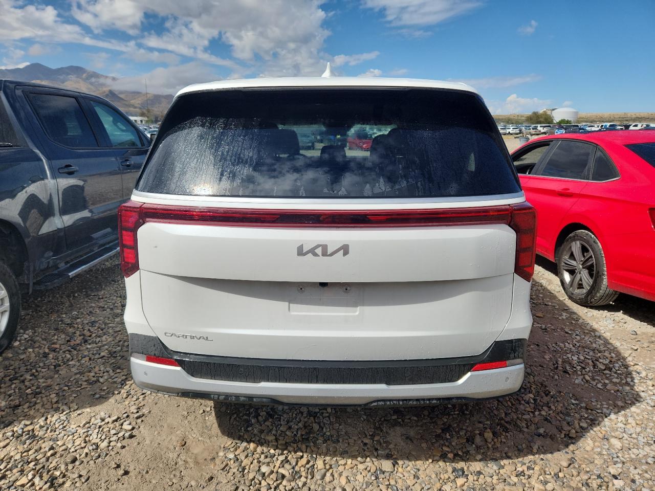 2025 Kia Carnival Lx VIN: KNDNB5K38S6522427 Lot: 81608715