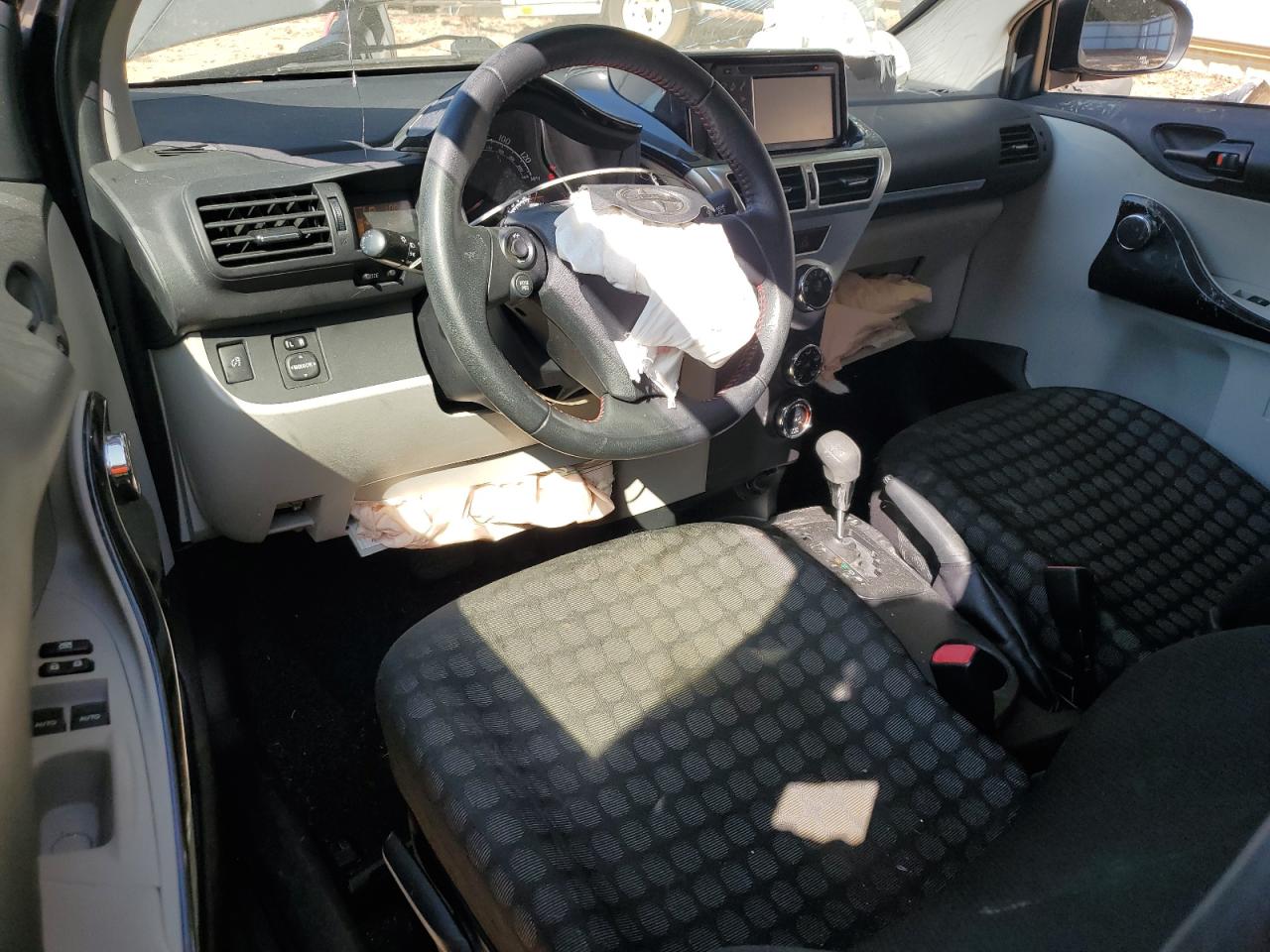 2012 Toyota Scion Iq VIN: JTNJJXB07CJ017167 Lot: 80640895