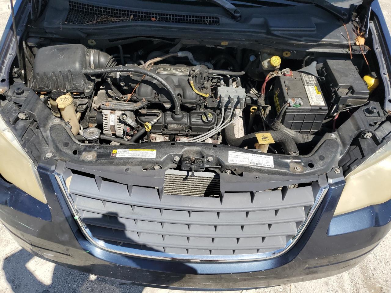 2008 Chrysler Town & Country Lx VIN: 2A8HR44H18R743471 Lot: 81241205