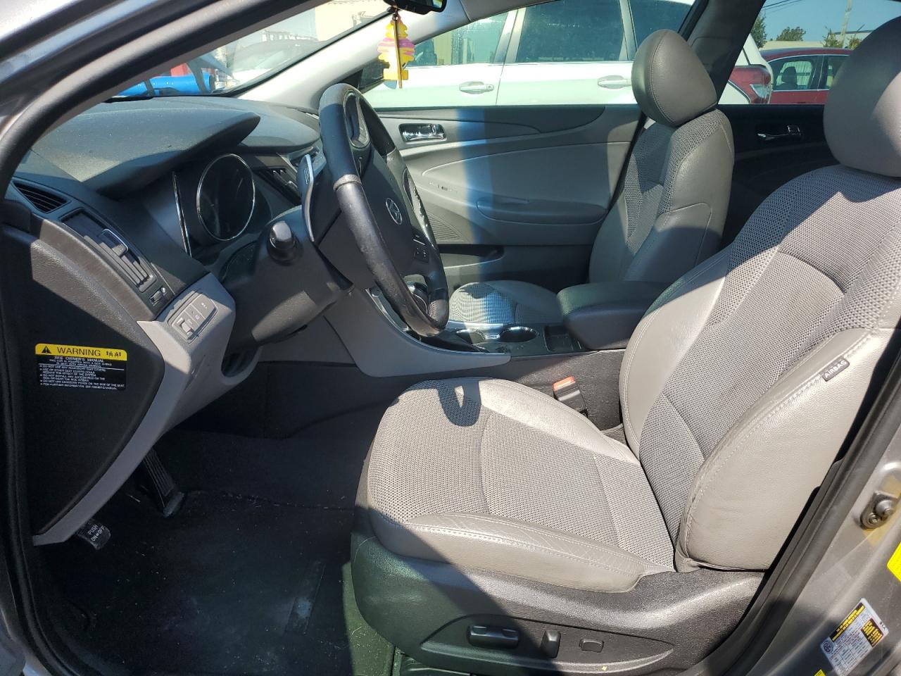 2012 Hyundai Sonata Se VIN: 5NPEC4AB5CH458063 Lot: 81243815