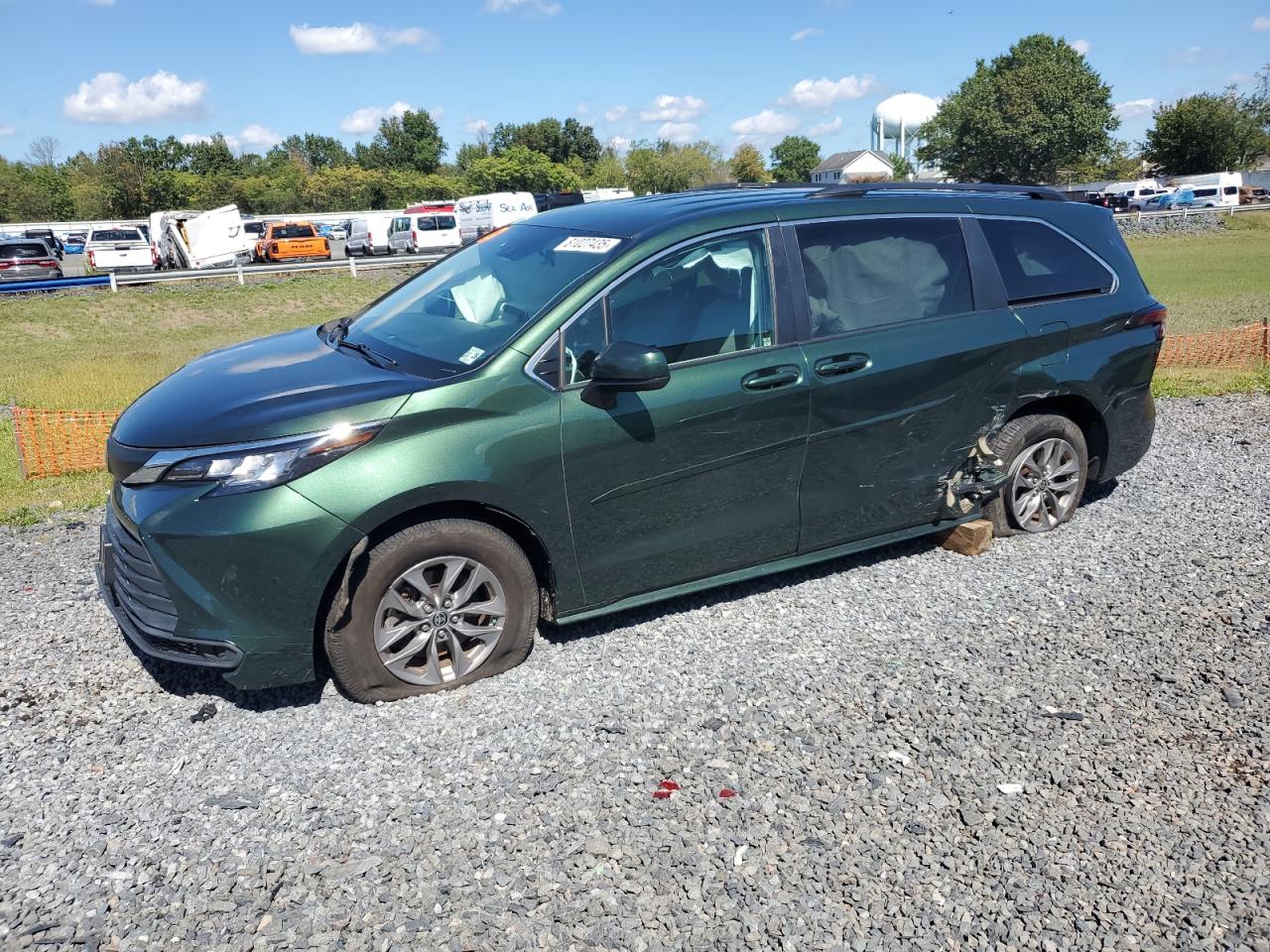 2022 Toyota Sienna Le