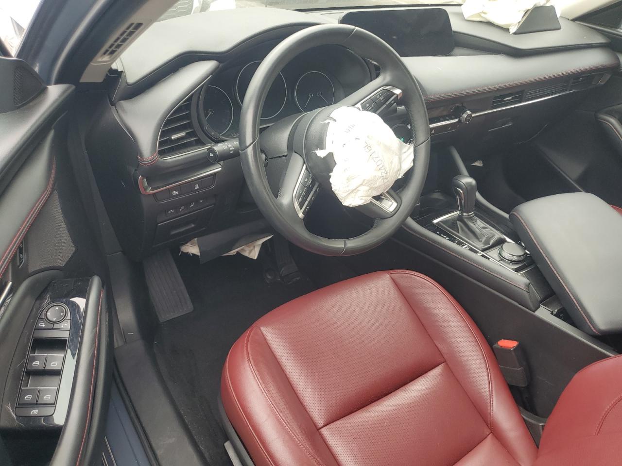 2025 Mazda 3 Preferred VIN: JM1BPBCMXS1766636 Lot: 83758785