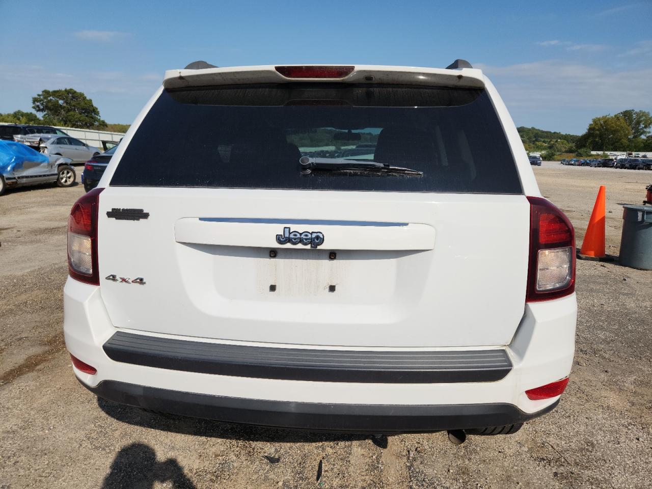 2015 Jeep Compass Sport VIN: 1C4NJDBB4FD231560 Lot: 71915075