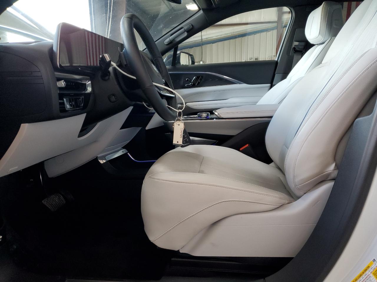 2024 Cadillac Lyriq Luxury VIN: 1GYKPPRL8RZ121128 Lot: 82098965