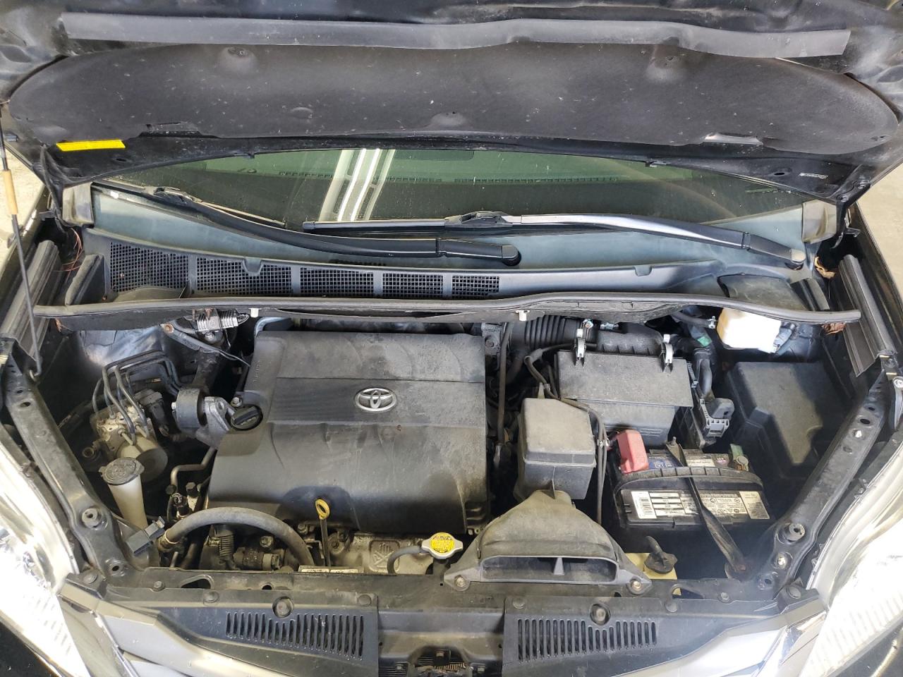 2014 Toyota Sienna Xle VIN: 5TDYK3DC8ES464113 Lot: 82118295