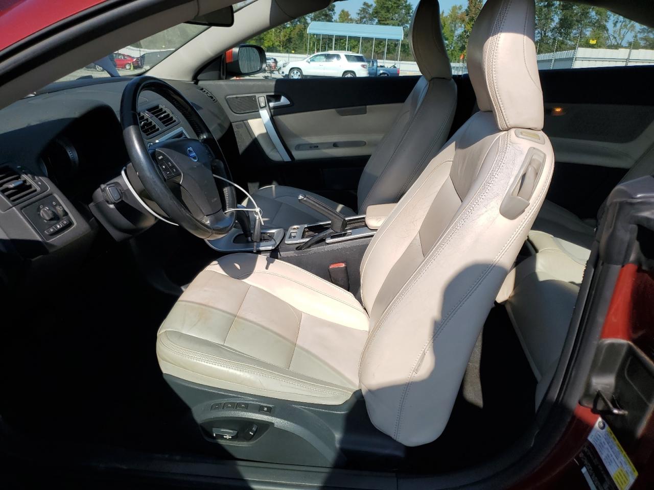 2012 Volvo C70 T5 VIN: YV1672MC5CJ126739 Lot: 81544595