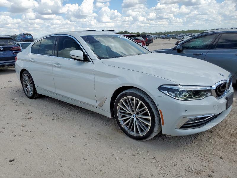  BMW 5 SERIES 2018 Белы