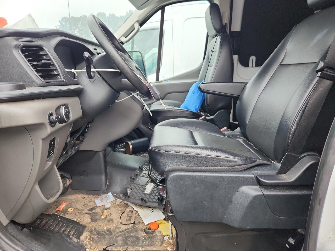 2023 Ford Transit T-250 VIN: 1FTBR1C82PKB12786 Lot: 84194895