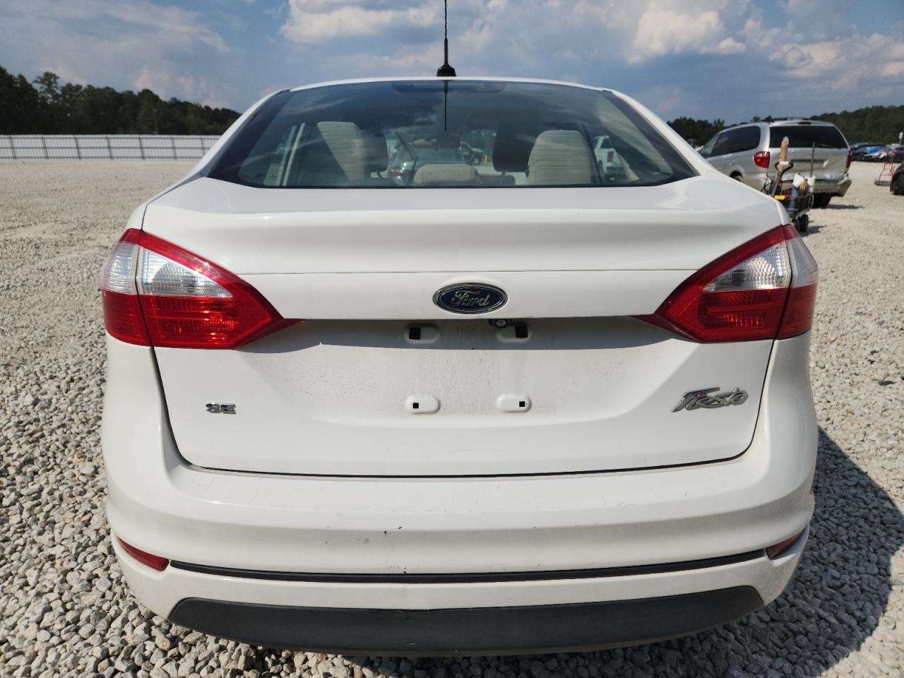 2019 Ford Fiesta Se VIN: 3FADP4BJ1KM123855 Lot: 81355865
