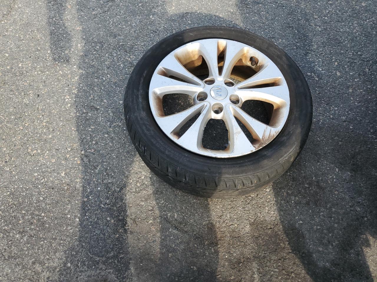 2016 Kia Soul + VIN: KNDJP3A56G7272677 Lot: 80080665