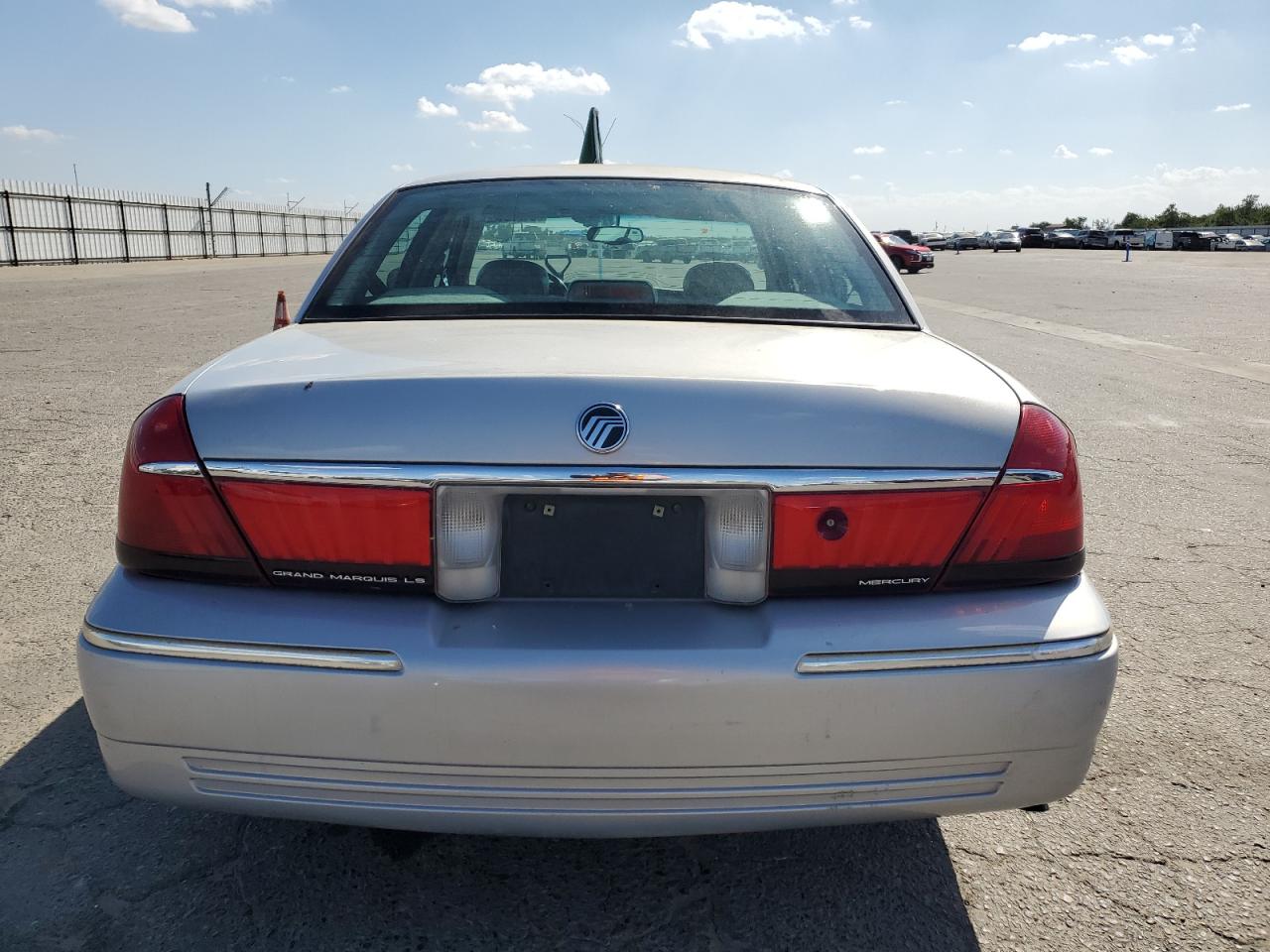 1999 Mercury Grand Marquis Ls VIN: 2MEFM75W2XX698965 Lot: 84278175