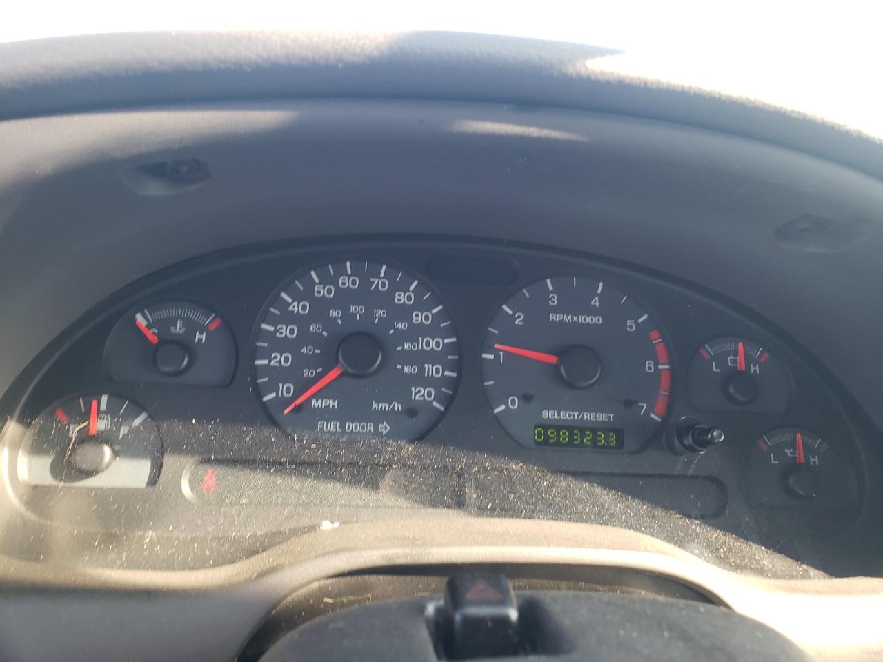 2004 Ford Mustang VIN: 1FAFP40674F205826 Lot: 81870525