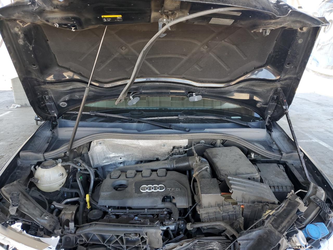 2018 Audi Q3 Premium Plus VIN: WA1JCCFS9JR035245 Lot: 81099365