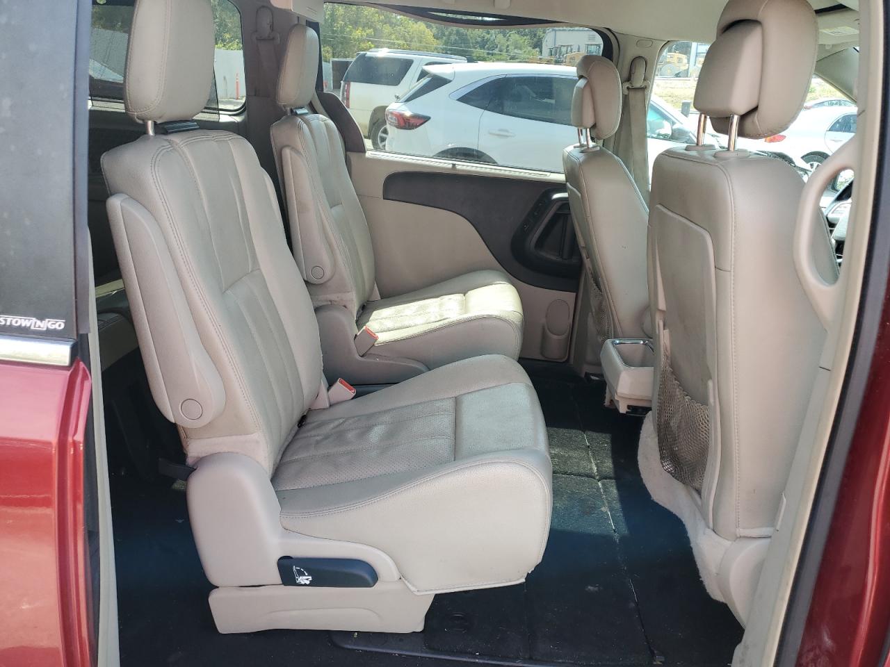 2014 Chrysler Town & Country Touring L VIN: 2C4RC1CG0ER234052 Lot: 80102595