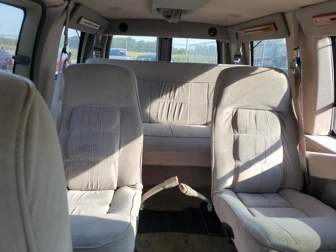 1998 GMC Savana Rv G1500 VIN: 1GDFG15R7W1044739 Lot: 72016405