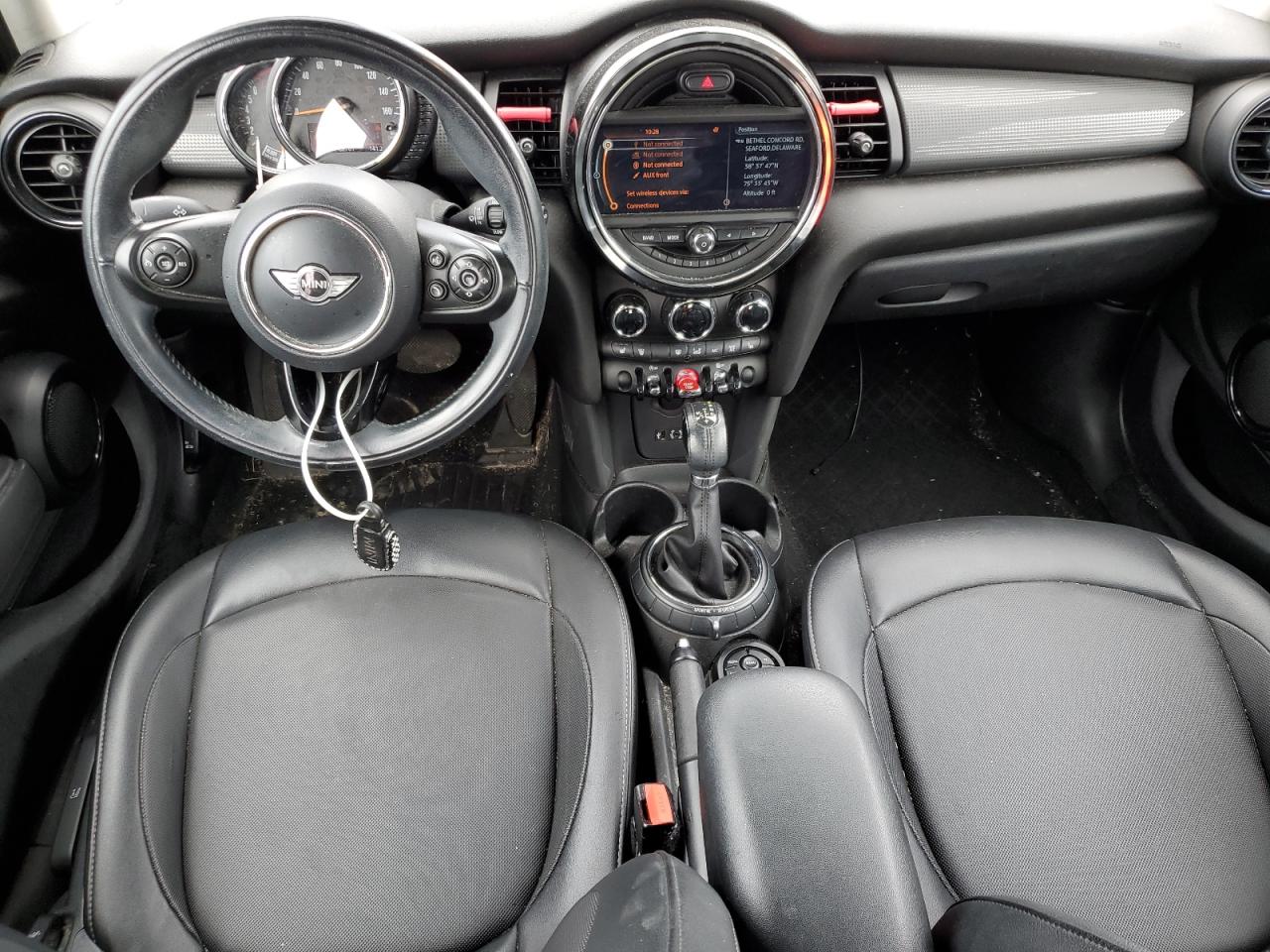 2015 Mini Cooper VIN: WMWXS5C50FT829619 Lot: 69062185