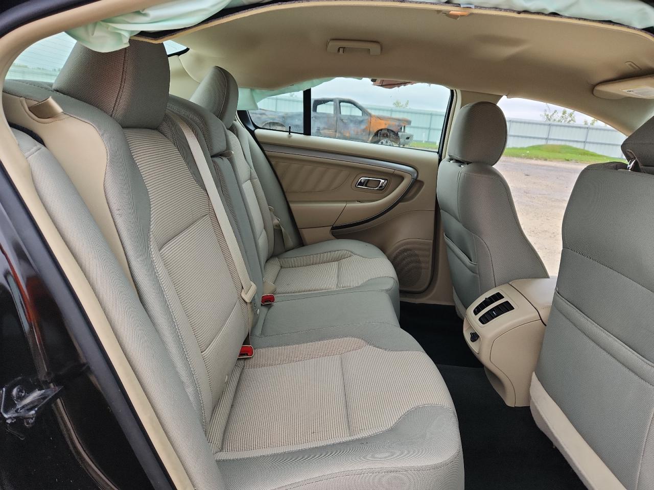 2013 Ford Taurus Sel VIN: 1FAHP2E88DG174099 Lot: 81054855