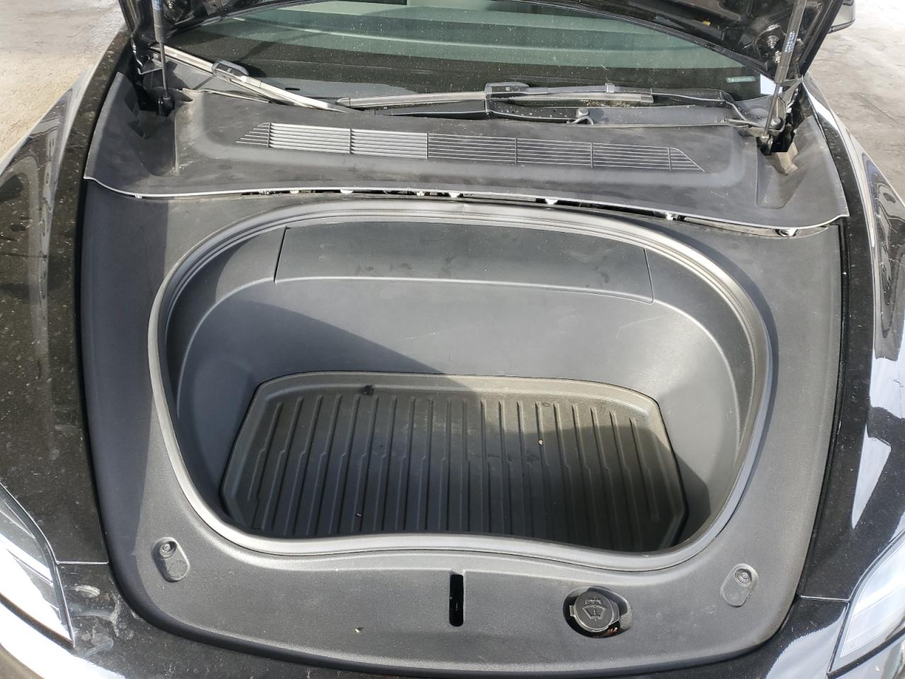 2024 Tesla Model 3 VIN: 5YJ3E1EA0RF717065 Lot: 84541785