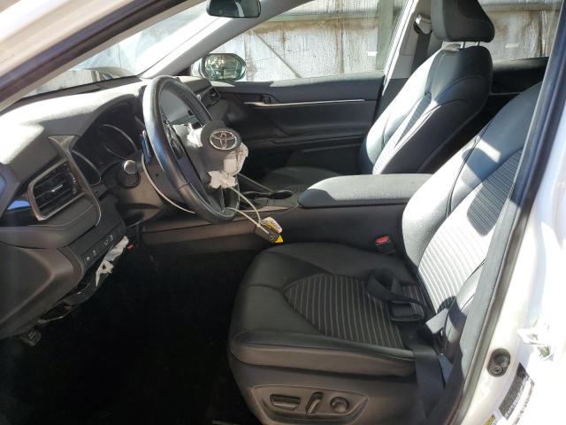  TOYOTA CAMRY 2022 Белы