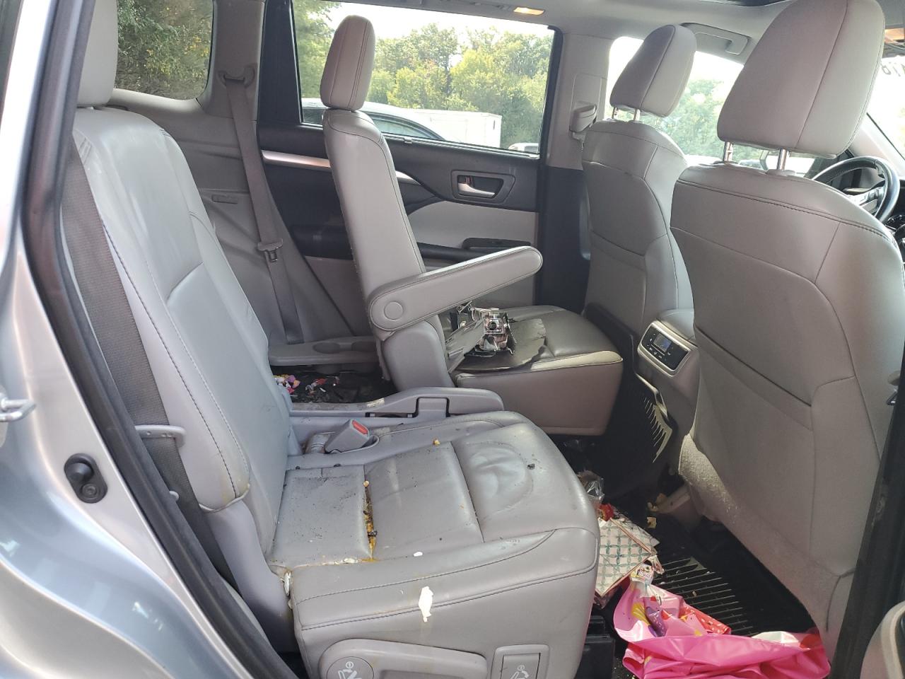 2015 Toyota Highlander Xle VIN: 5TDJKRFH6FS204940 Lot: 84178115