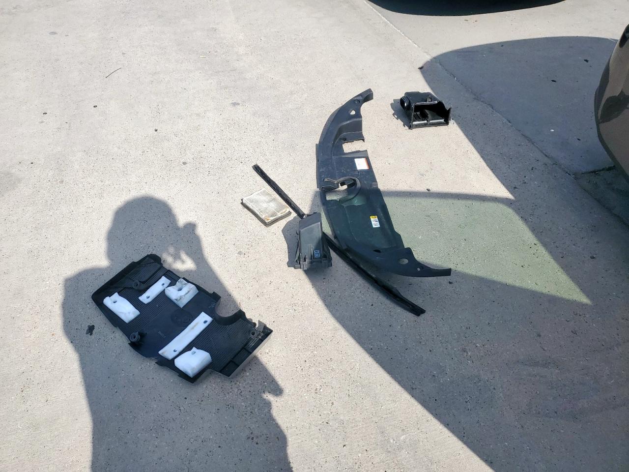 2020 Toyota Prius L VIN: JTDKARFU5L3116303 Lot: 84046285