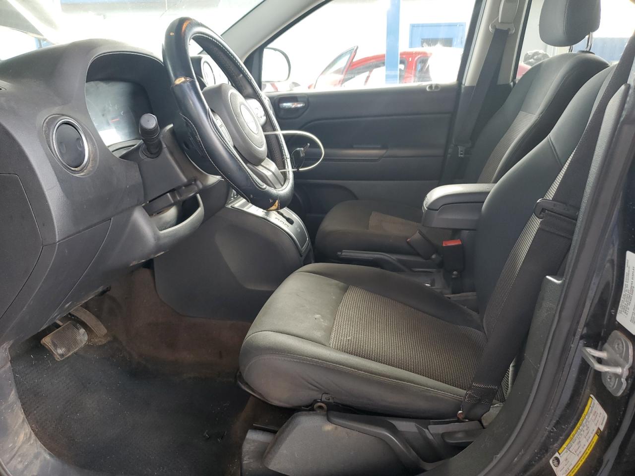 2013 Jeep Compass Latitude VIN: 1C4NJDEB1DD253301 Lot: 71725955