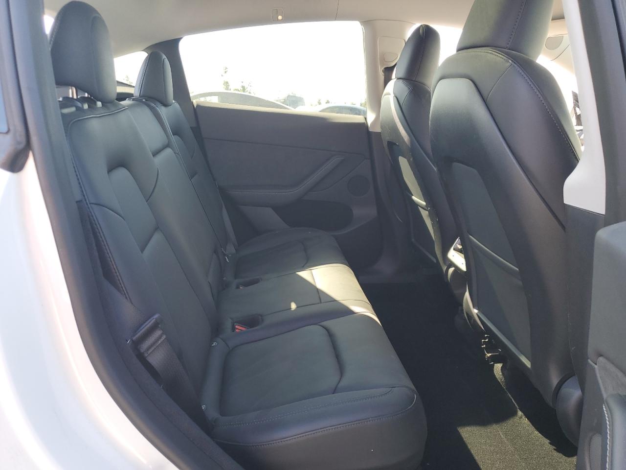 2023 Tesla Model Y VIN: 7SAYGDEE0PA093981 Lot: 71752045