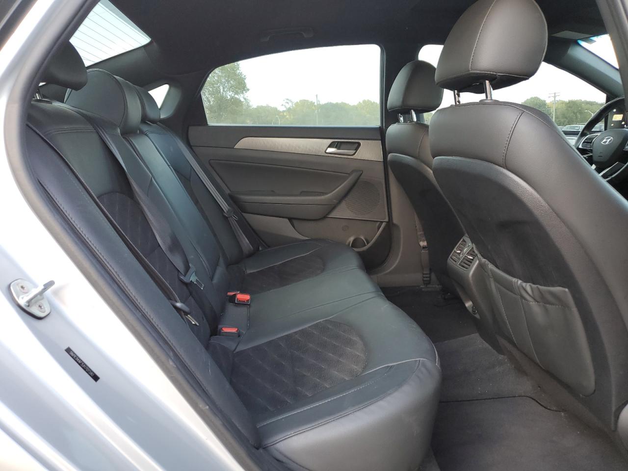 2018 Hyundai Sonata Sport VIN: 5NPE34AF3JH701580 Lot: 81461565