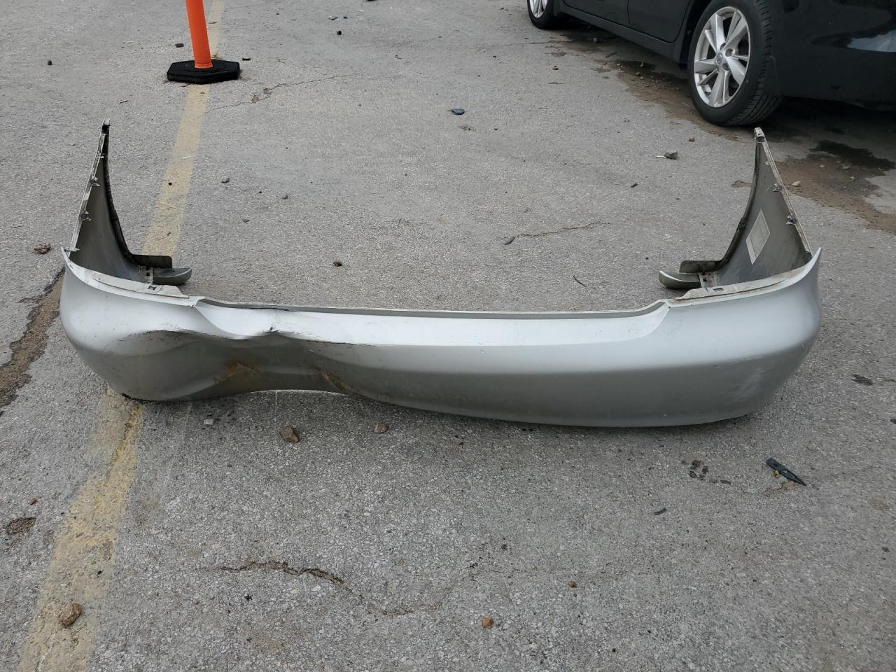 2005 Toyota Camry Le VIN: 4T1BF32K35U606329 Lot: 81746035