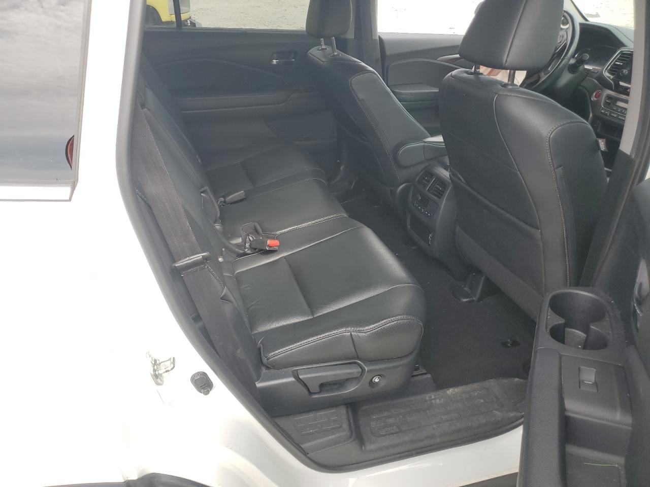 2020 Honda Pilot Exl VIN: 5FNYF6H50LB060421 Lot: 80111525