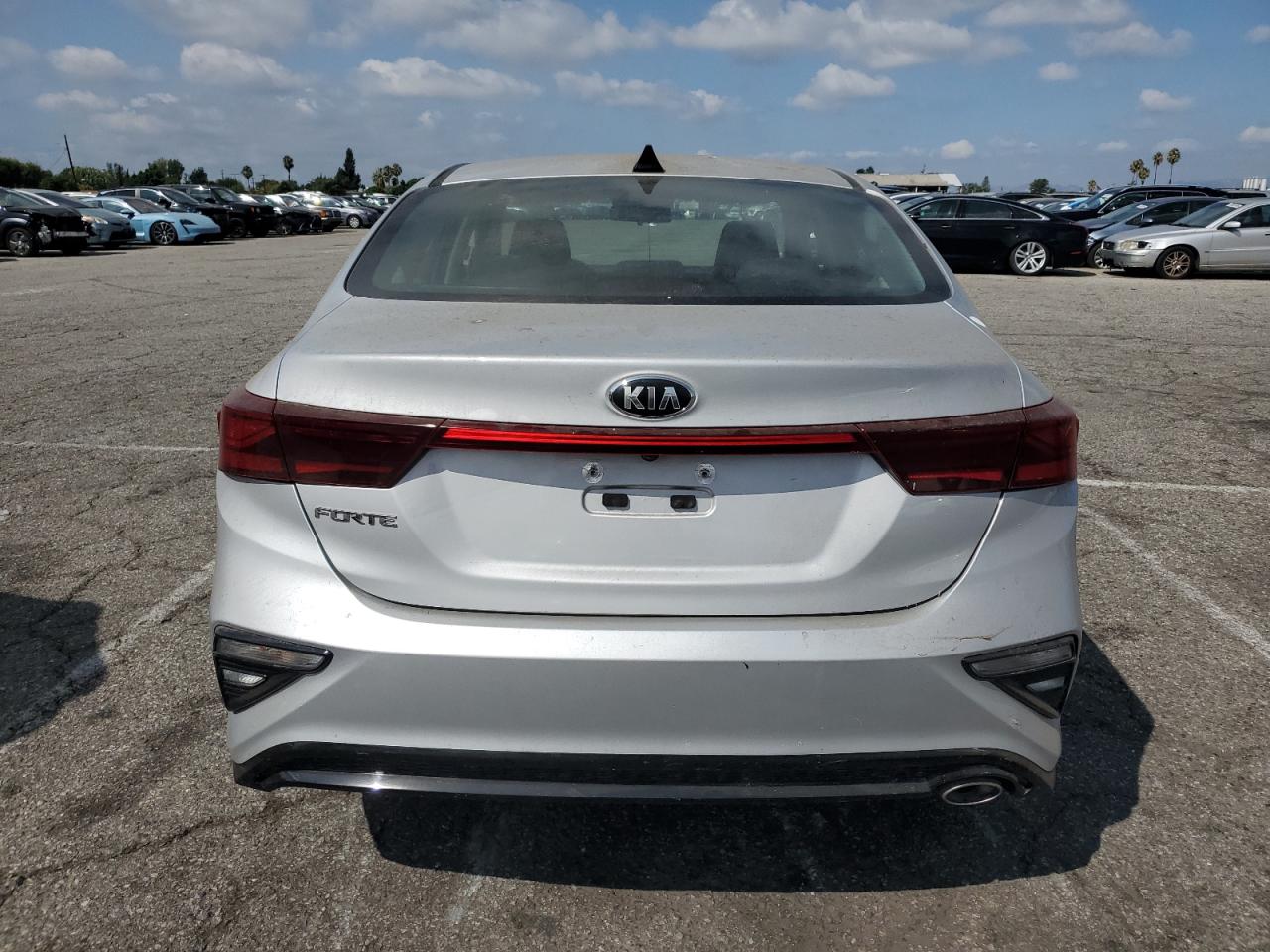 2021 Kia Forte Fe VIN: 3KPF24AD8ME367402 Lot: 80245205