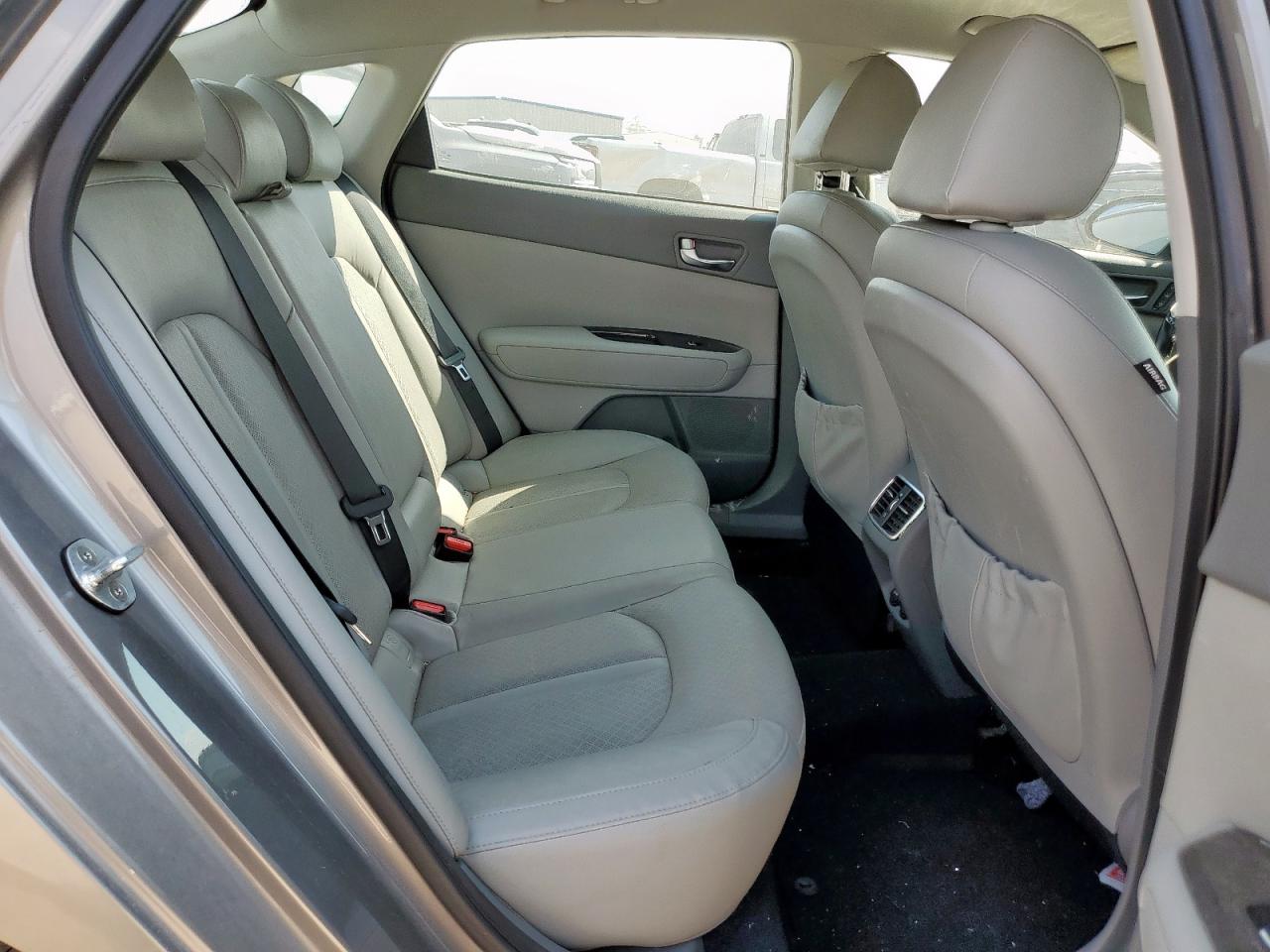 2016 Kia Optima Ex VIN: 5XXGU4L33GG018209 Lot: 81085165