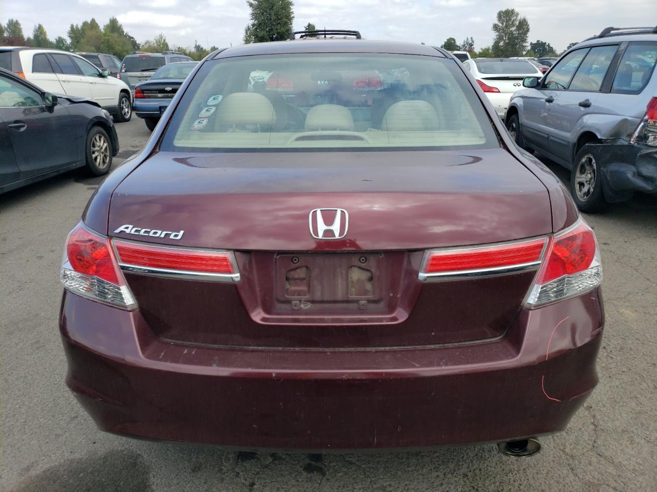 2011 Honda Accord Lx VIN: 1HGCP2F32BA044828 Lot: 80210215