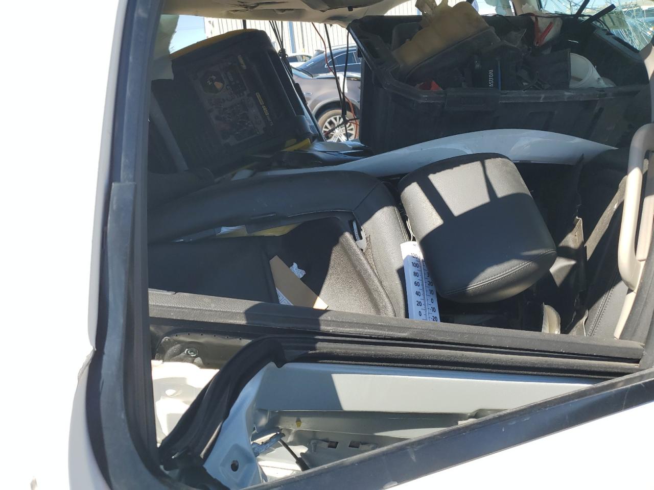 2013 Chevrolet Suburban K1500 Lt VIN: 1GNSKJE75DR373218 Lot: 71953375