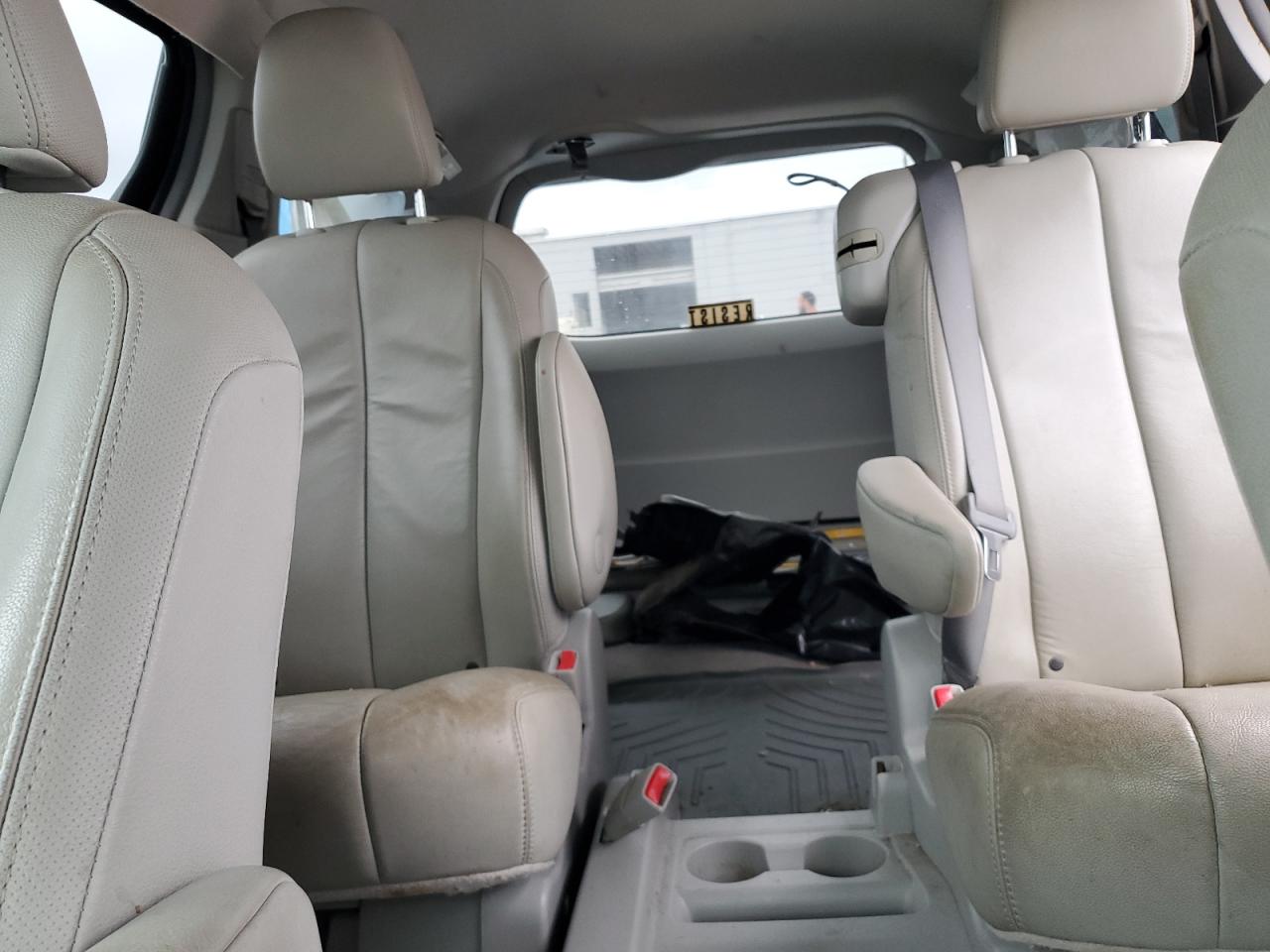2012 Toyota Sienna Xle VIN: 5TDYK3DC9CS248591 Lot: 72046695